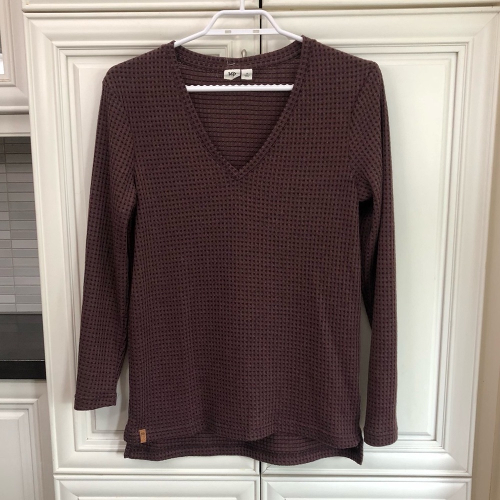 tentree woman’s l/s waffle top